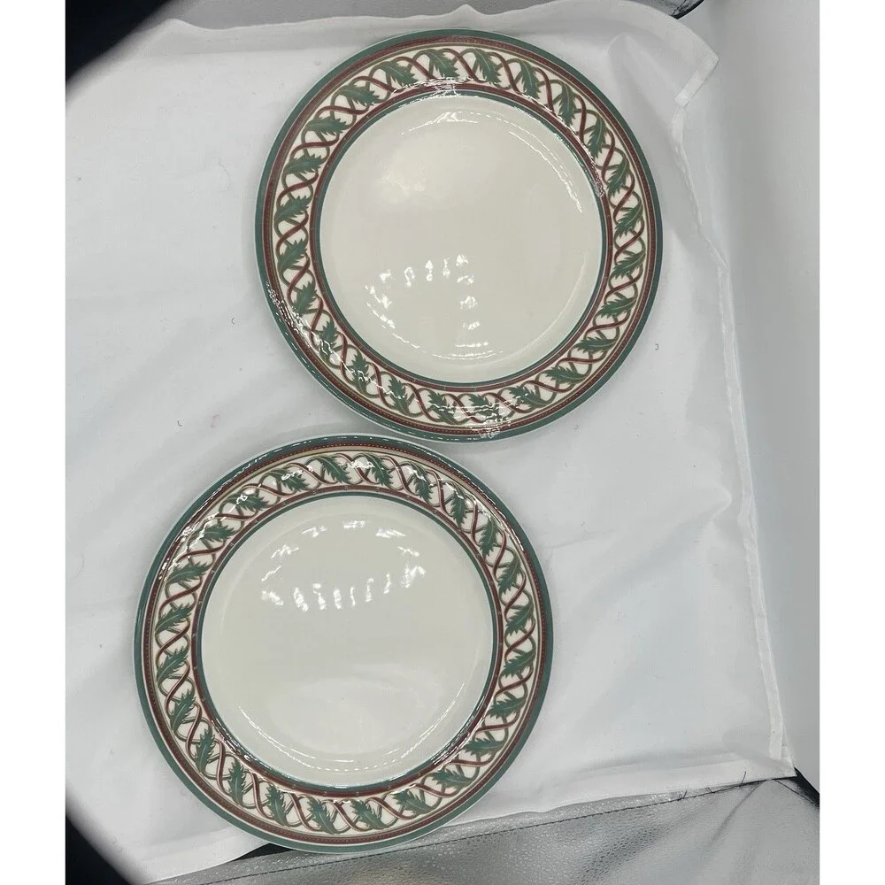Set of 2 Pier 1 Christmas Dinner Plates 10.5